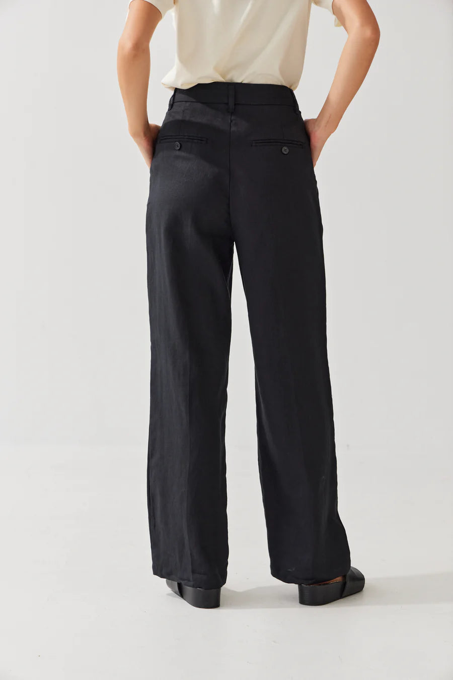 TUESDAY LABEL - Olympia Pant (Black Linen)