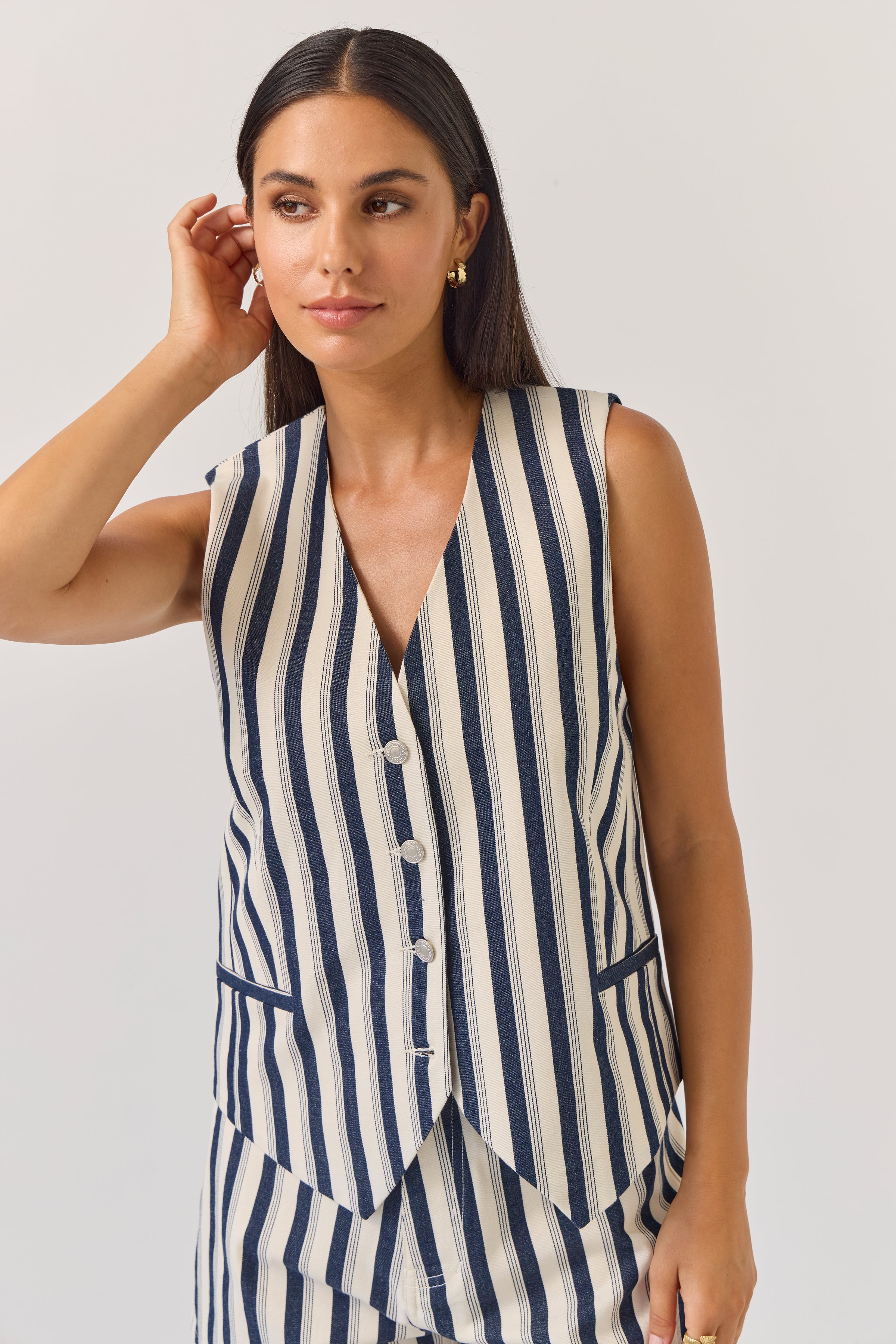 TUESDAY LABEL - Action Vest