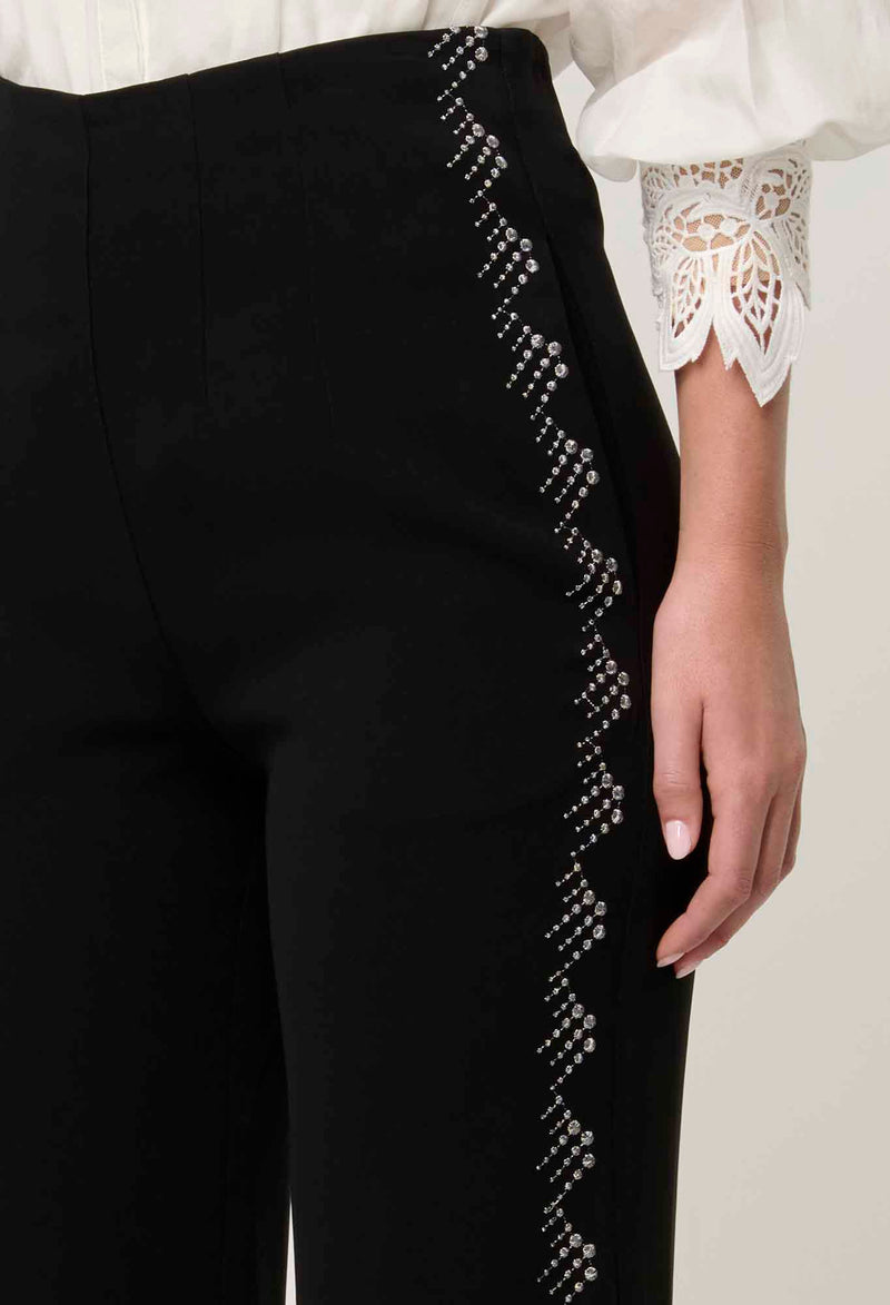 ONCE WAS - Elvira Pant
