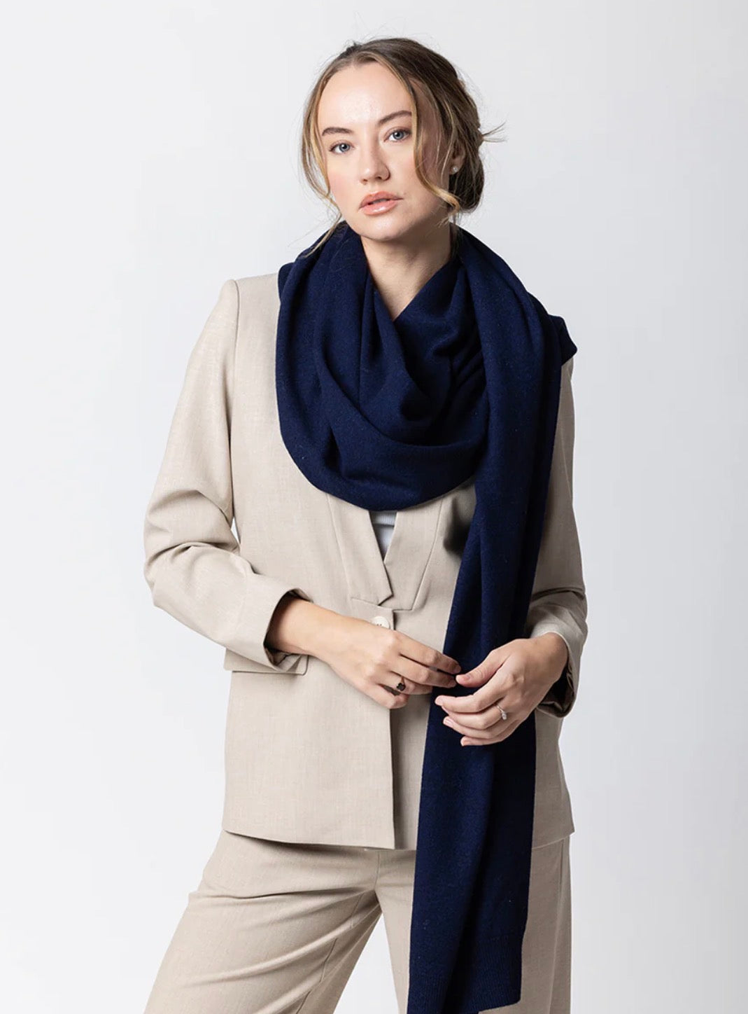 DARK HAMPTON - The Stratford