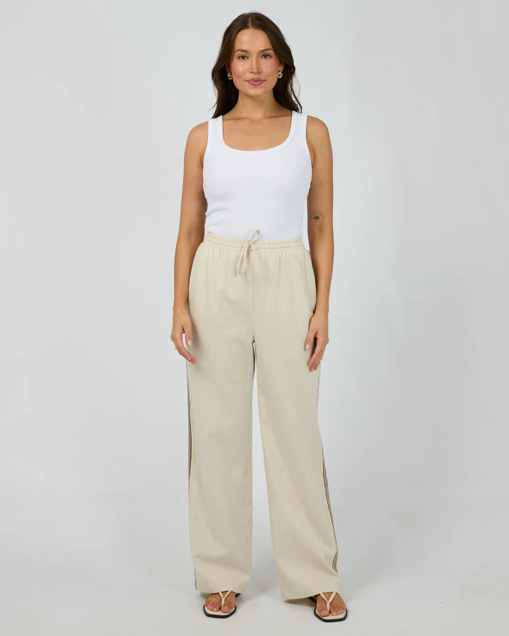 SILENT THEORY - Matilda Pant