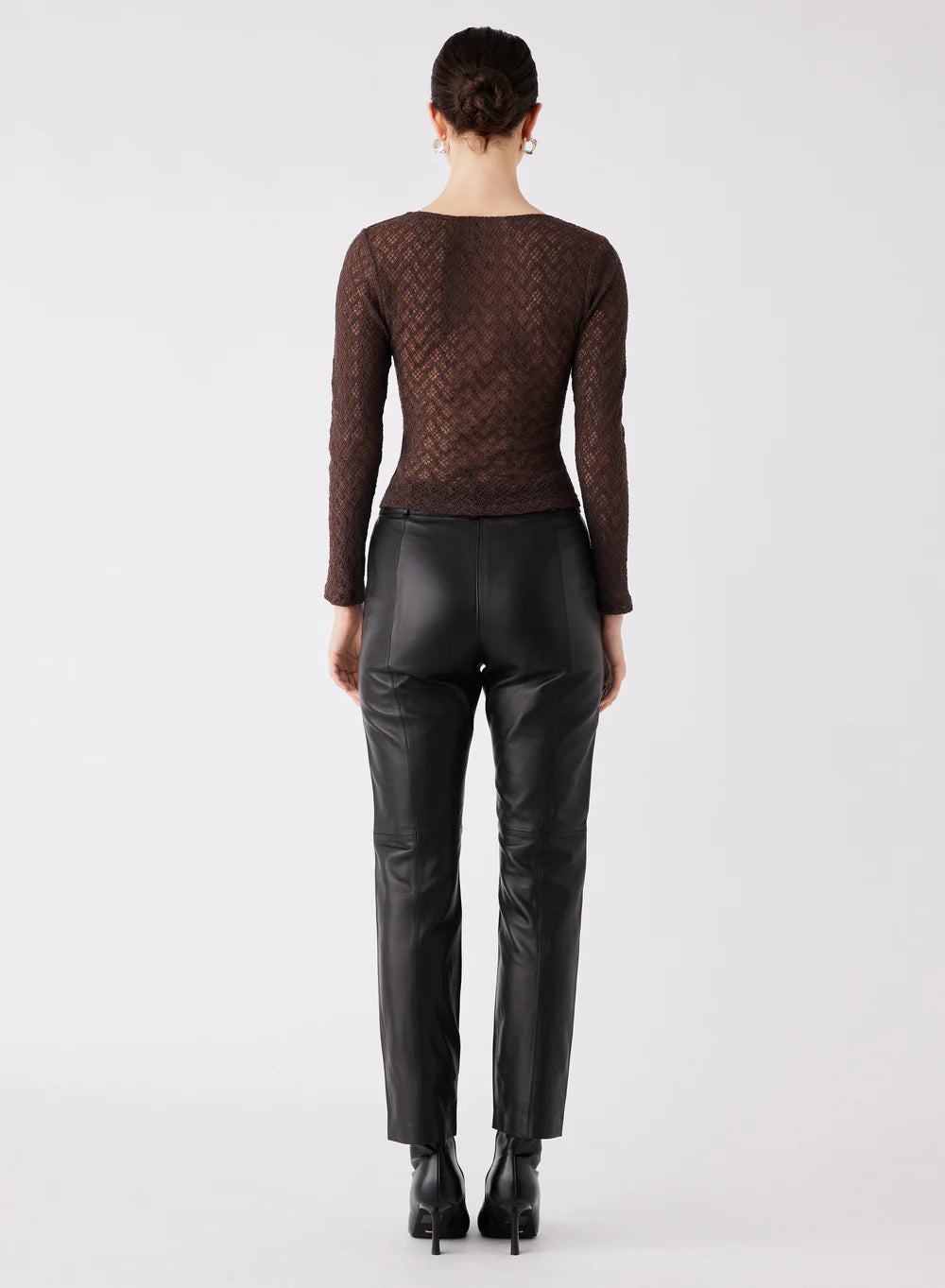 ESMAEÉ - Exile Lace Top