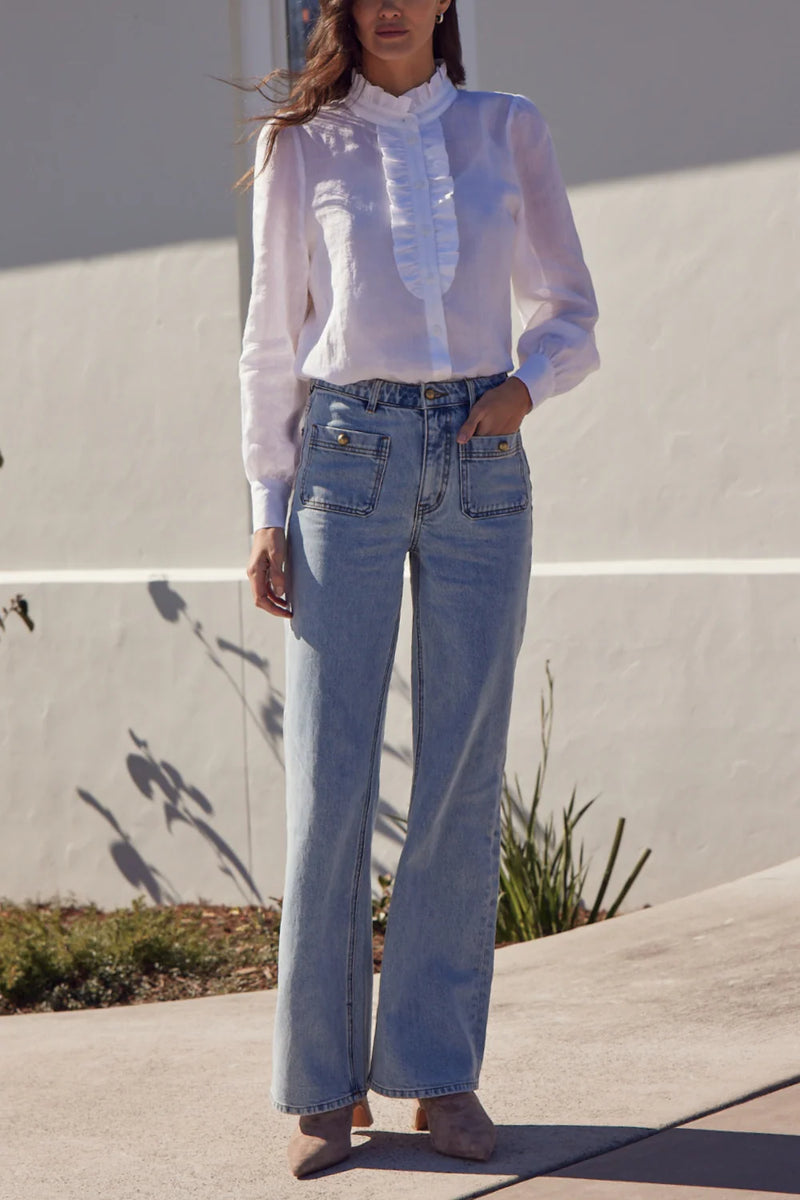 ZOE KRATZMANN - Piazza Jean