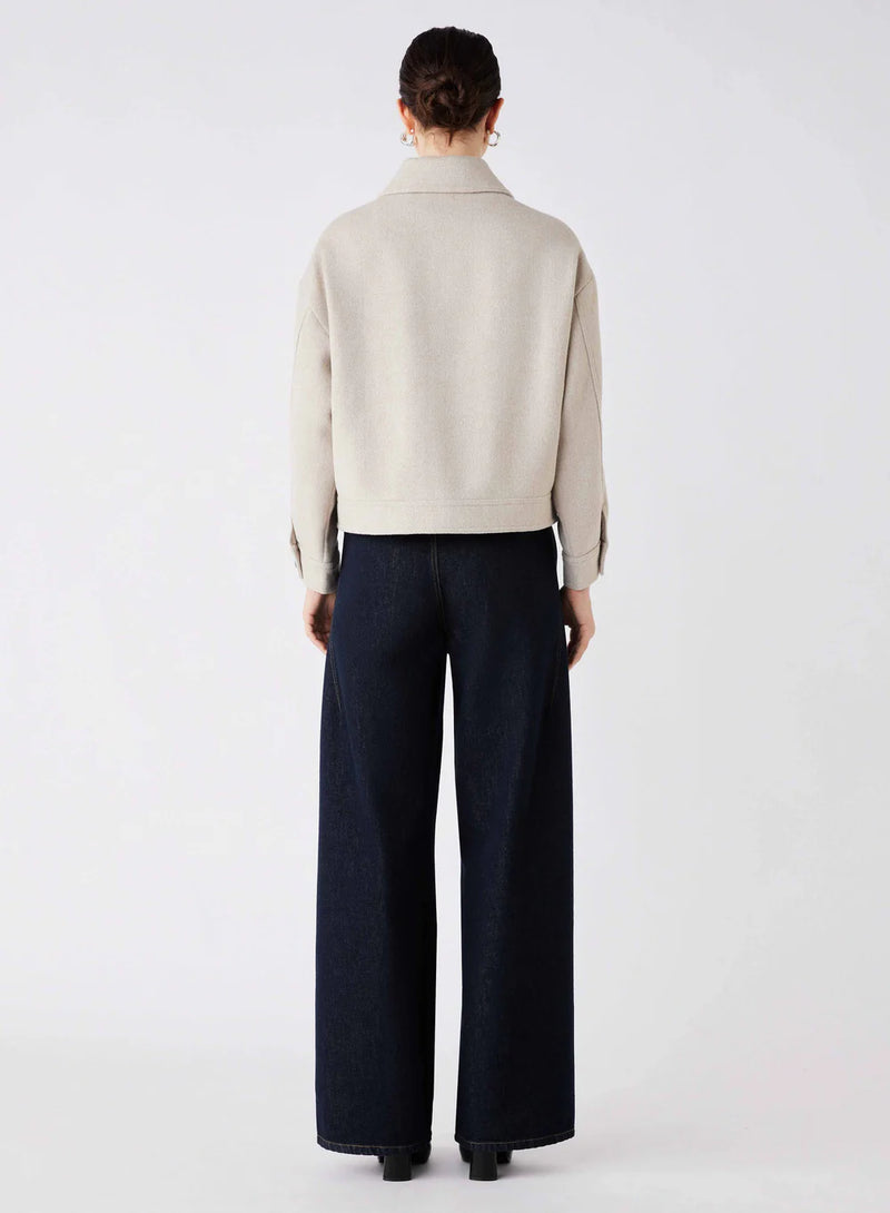 ESMAEÉ - Stopover Jacket