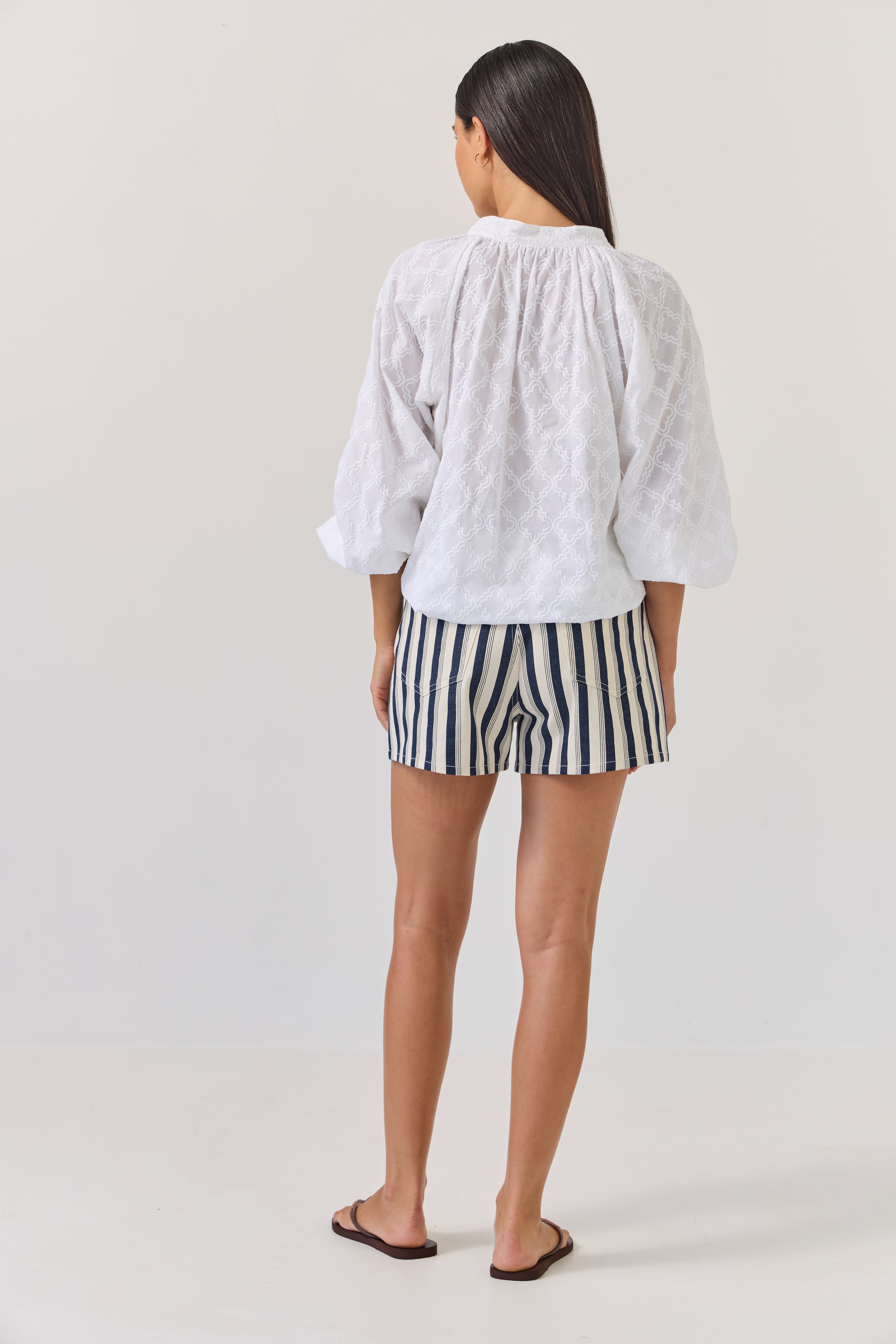 TUESDAY LABEL - Artist Top