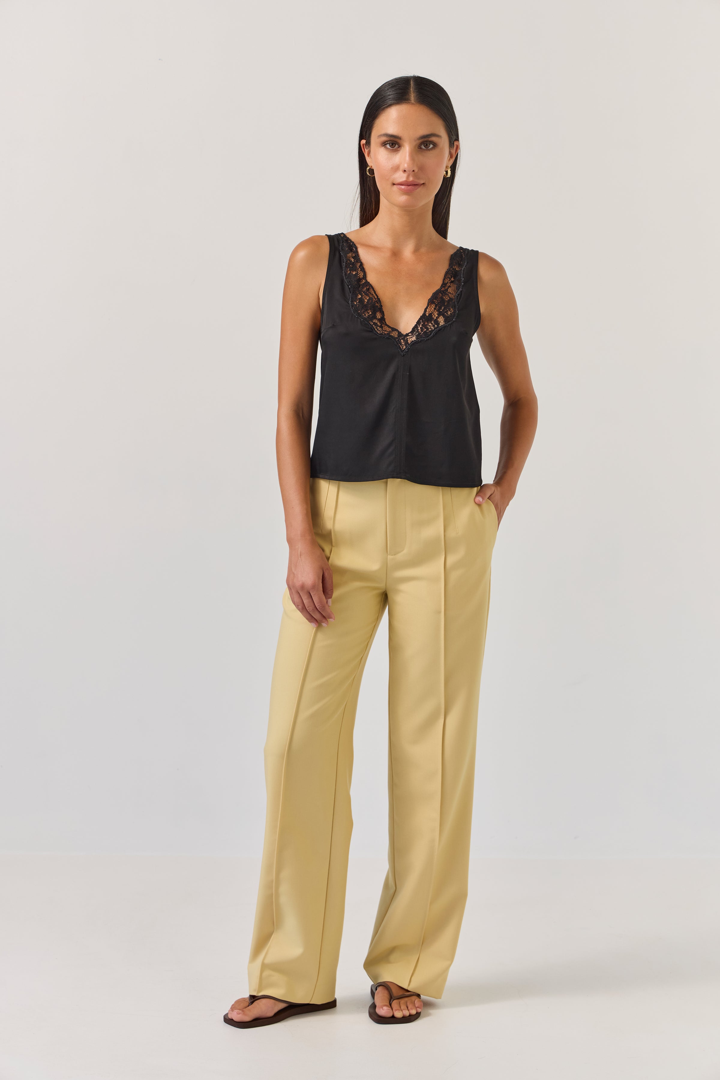 TUESDAY LABEL - Base Pant