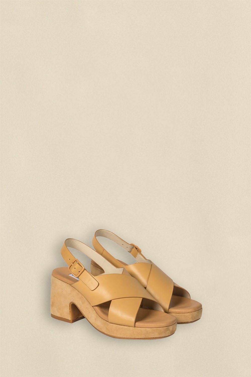 ZOE KRATZMANN - Revel Heel