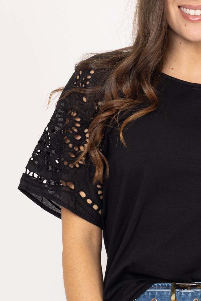 CHARLO - Amari T-Shirt (Black)